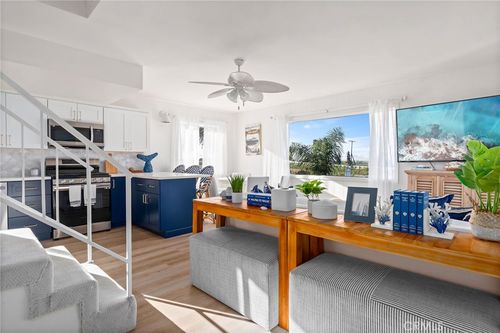 20 C Pacific Ave, Surfside, CA, 90743-1004 | Card Image