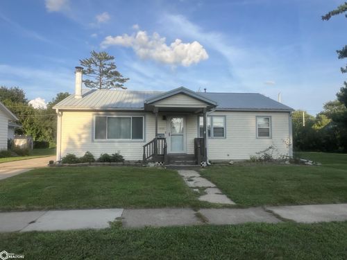 1005 S 5th St, Fairfield, IA, 52556-3934 | Card Image