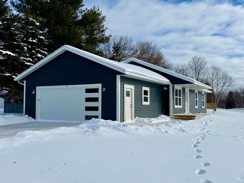 518 S Sullivan Ave, Fremont, MI, 49412 | Card Image