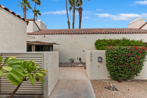 425 Forest Hills Dr, Rancho Mirage, CA, 92270-1462 | Card Image