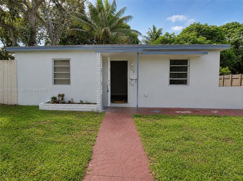 740 Nw 130th St, North Miami, FL, 33168-2716 | Card Image