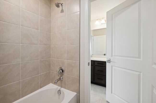 Bathroom | Image 41