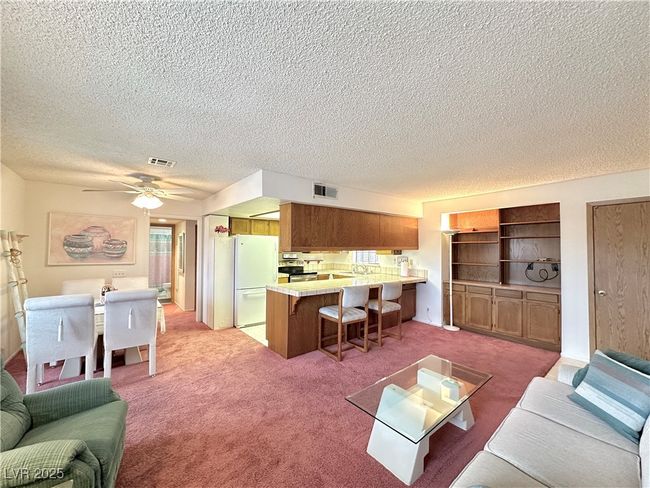 UNIT-351 - 4151 Sanderling Cir, Condo with 2 bedrooms, 2 bathrooms and null parking in Las Vegas NV | Image 7