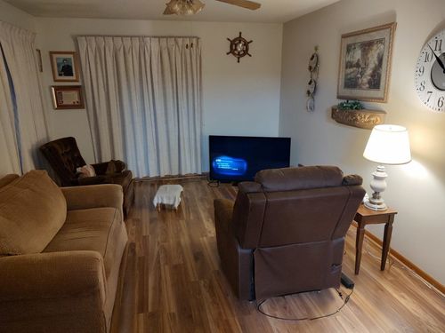 201 4th Ave W, Washburn, WI, 54891-9423 | Card Image