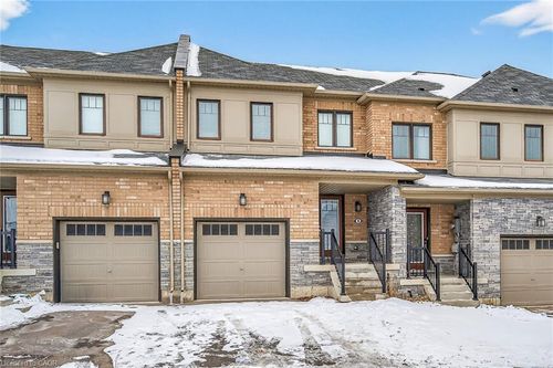 9 Hedges Cres, Stoney Creek, ON, L8J0K8 | Card Image