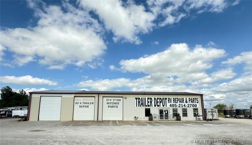 5 Westgate Dr, Shawnee, OK, 74804-1000 | Card Image