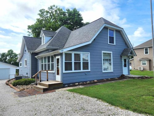 517 E Washington St, New Richmond, IN, 47967-8048 | Card Image