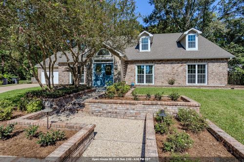 1758 Applewood Rd, Baton Rouge, LA, 70808-5955 | Card Image