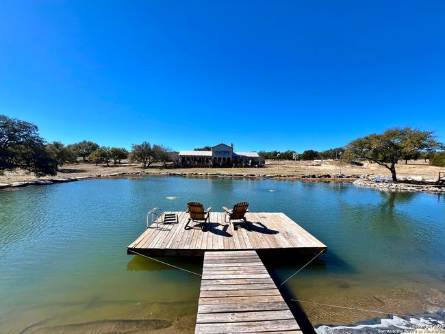 163 Northridge Dr W, House other with 2 bedrooms, 3 bathrooms and null parking in Mountain Home TX | Image 35