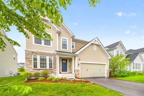 24-24 Cherry Ln, Hopkinton, MA, 01748 | Card Image