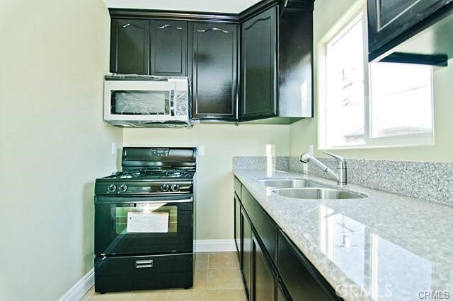 Residential Lease in Los Angeles 3
