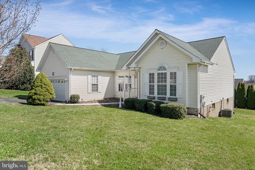 293 Pastoral Ct, MARTINSBURG, WV, 25403-2168 | Card Image