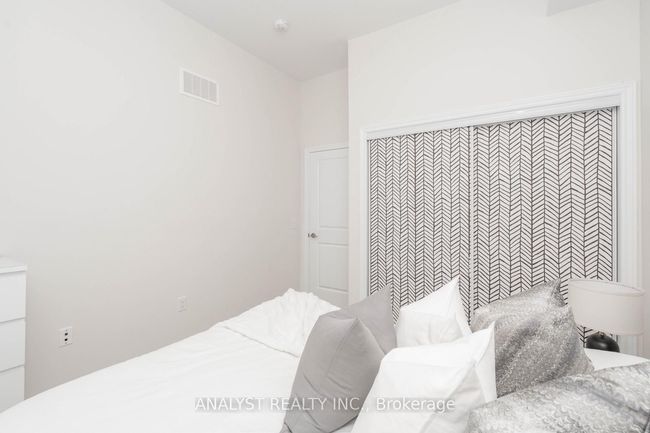 107 - 20 Halliford Pl, Condo with 2 bedrooms, 2 bathrooms and 1 parking in Brampton ON | Image 23