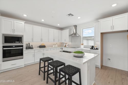 68-2121 W Sonoran Desert Dr, Phoenix, AZ, 85085-0828 | Card Image