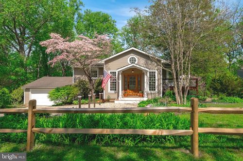 1553 Ashcroft Ln, Arnold, MD, 21012-2464 | Card Image