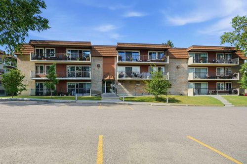 75d-231 Heritage Dr Se, Calgary, AB, T2H1N1 | Card Image