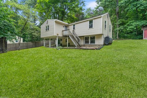 10 Eastview Dr, New Milford, CT, 06776-5507 | Card Image