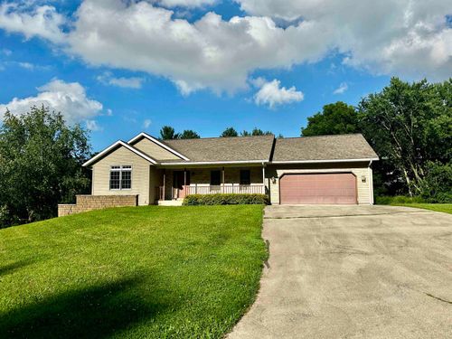 102 Lost Ln, Savanna, IL, 61074-1656 | Card Image