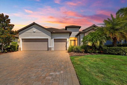 12021 Perennial Pl, LAKEWOOD RANCH, FL, 34211-3221 | Card Image