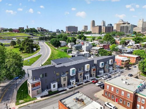 1025 Pacific St, Kansas City, MO, 64106-1245 | Card Image