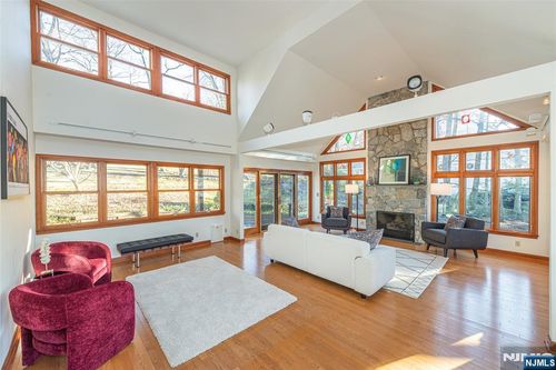 24 Lenox Terrace, West Orange, NJ, 07052 | Card Image