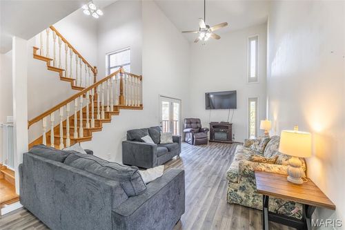 501 N 16th St, Poplar Bluff, MO, 63901-4713 | Card Image