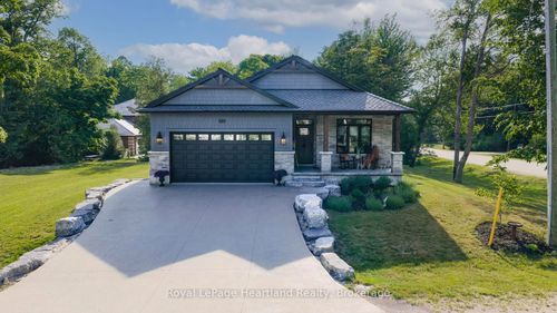 3 Eugene St, Bayfield, ON, N0M1G0 | Card Image