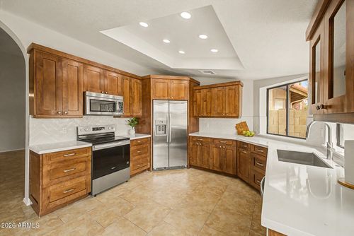 6951 W Kimberly Way, Glendale, AZ, 85308-5757 | Card Image