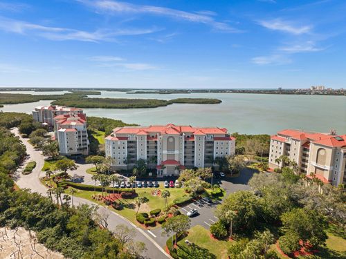 b15-201 Vintage Bay Dr, MARCO ISLAND, FL, 34145-6944 | Card Image