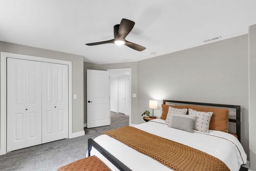 1802 Littlefield Ln, Mahomet, IL, 61853-4221 | Card Image