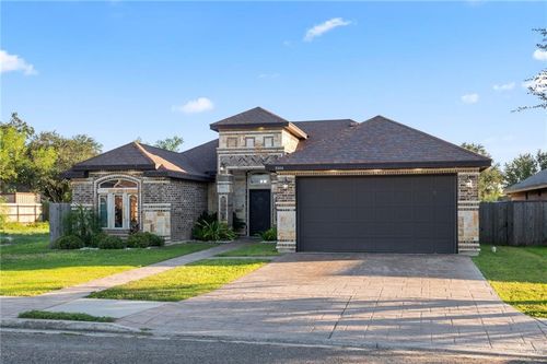 3304 E Truman Ave, Alton, TX, 78573-5945 | Card Image