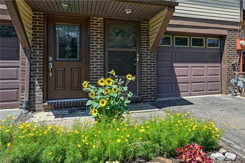213 Cranbrooke Dr, Coraopolis, PA, 15108-9119 | Card Image