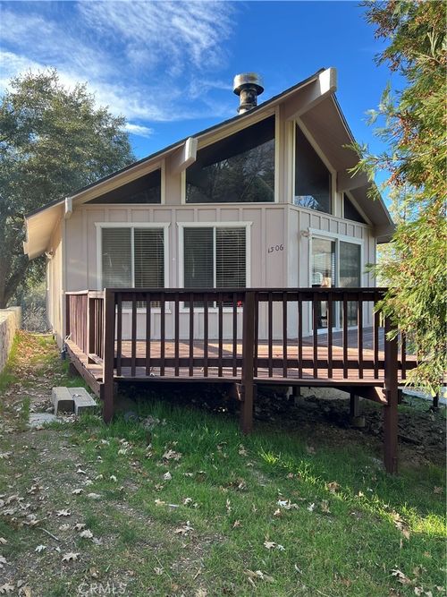 1506 Wildcat Dr, Lake Arrowhead, CA, 92352 | Card Image