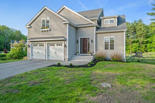21 Te Berry Farm Rd, Hanover, MA, 02339-2683 | Card Image