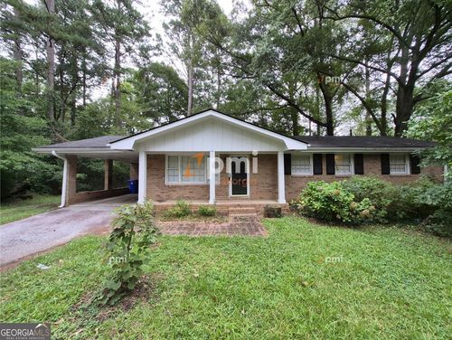 650 Jefferson Ave, Fayetteville, GA, 30214-6917 | Card Image