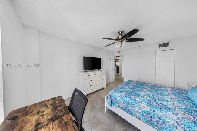 APT-602 - 7928 West Dr, Condo with 1 bedrooms, 1 bathrooms and null parking in North Bay Village FL | Image 15