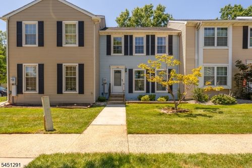 35 Byrnes Ln E, Sayreville, NJ, 08872-2213 | Card Image