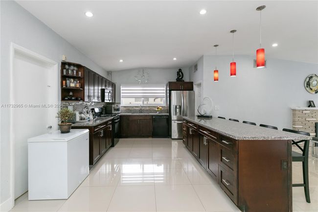 9485 Thanksgiving Dr, House other with 4 bedrooms, 3 bathrooms and null parking in Cutler Bay FL | Image 10