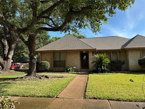2826 Green Fields Dr, Sugar Land, TX, 77479-1803 | Card Image