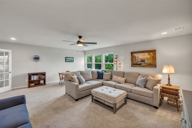 6808 S Chestnut Ave, House other with 4 bedrooms, 3 bathrooms and null parking in Broken Arrow OK | Image 47