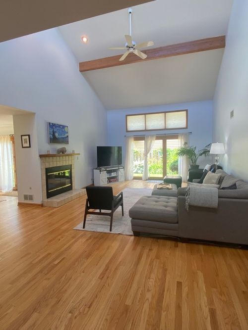 2 Spinnaker Ct, Third Lake, IL, 60030-2635 | Card Image