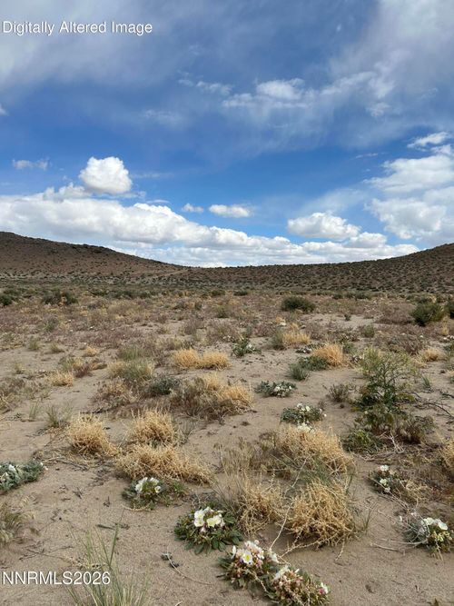 015-591-08-015-591-08 Holly Avenue, Silver Springs, NV, 89429 | Card Image