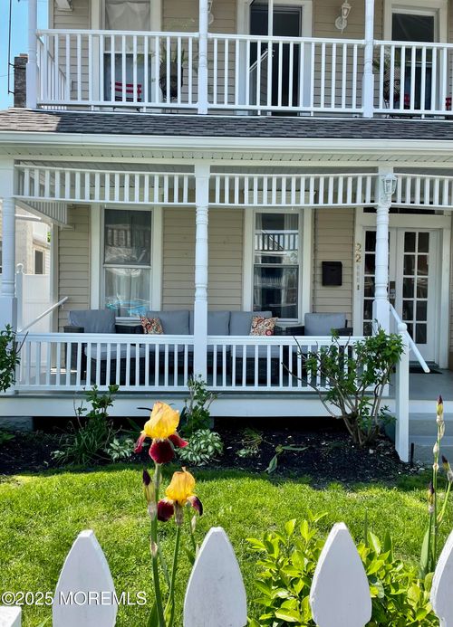 1-22 Embury Ave, Ocean Grove, NJ, 07756-1375 | Card Image