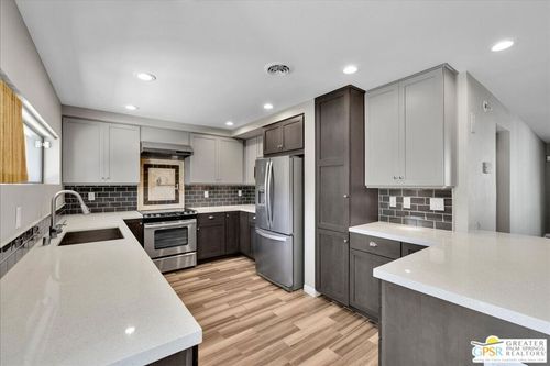 b-261 E La Verne Way, Palm Springs, CA, 92264-9000 | Card Image