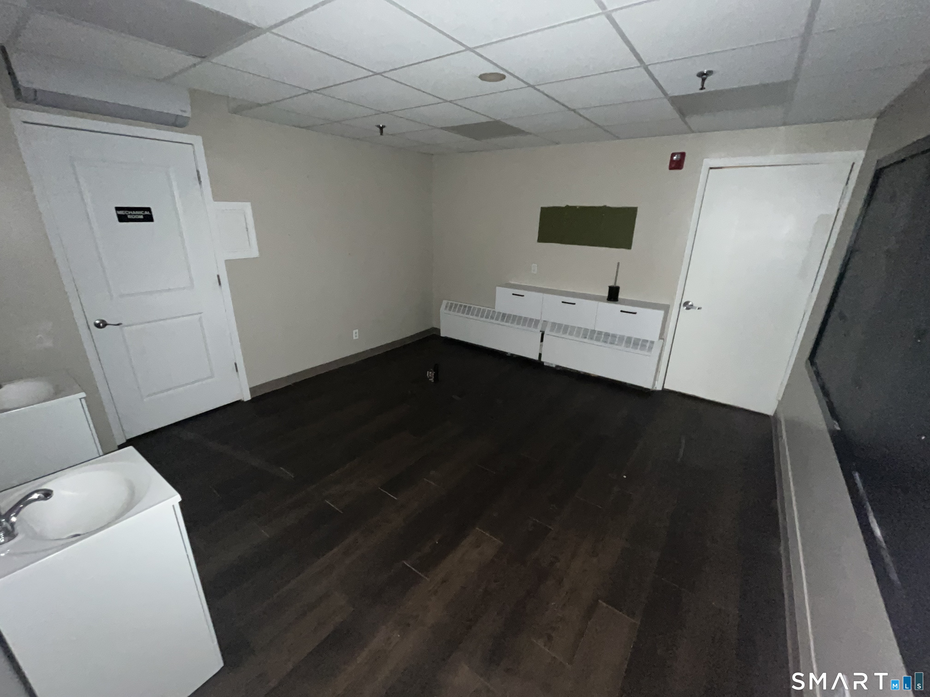 Commercial Lease in Middletown 2