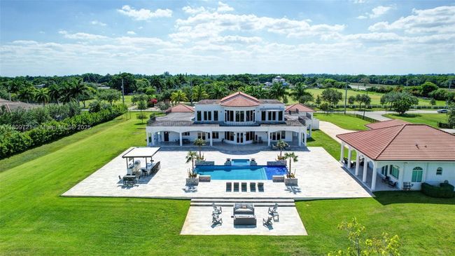 4610 Sw 178 Th Ave, House other with 8 bedrooms, 8 bathrooms and null parking in Southwest Ranches FL | Image 6