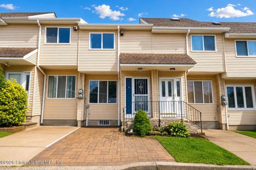 52 Houston Ln, Staten Island, NY, 10302-2457 | Card Image