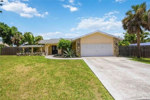 440 Lychee Rd, Nokomis, FL, 34275-3493 | Card Image