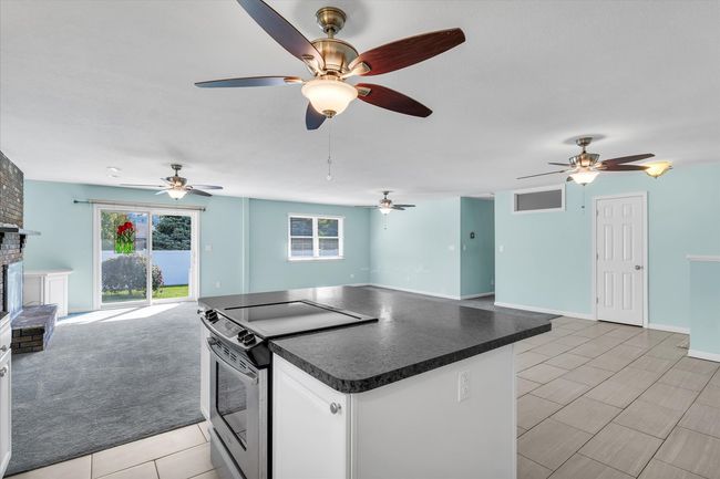306 Wesley Ave, House other with 3 bedrooms, 2 bathrooms and 2 parking in Savoy IL | Image 16