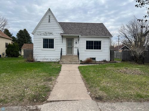 108 2nd St E, Ada, MN, 56510-1622 | Card Image